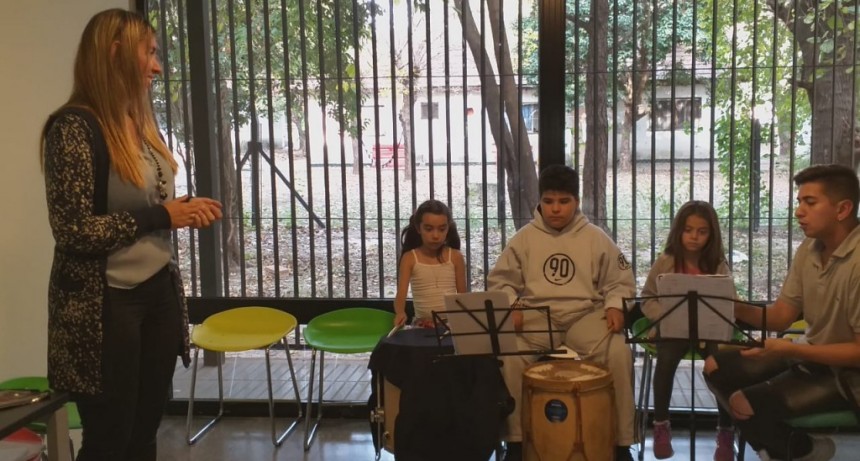 MARIA EUGENIA GIROLDI JUNTO A GABRIEL KATOPODIS: ‘’CAMPANA TIENE QUE IMITAR A SAN MARTIN’’