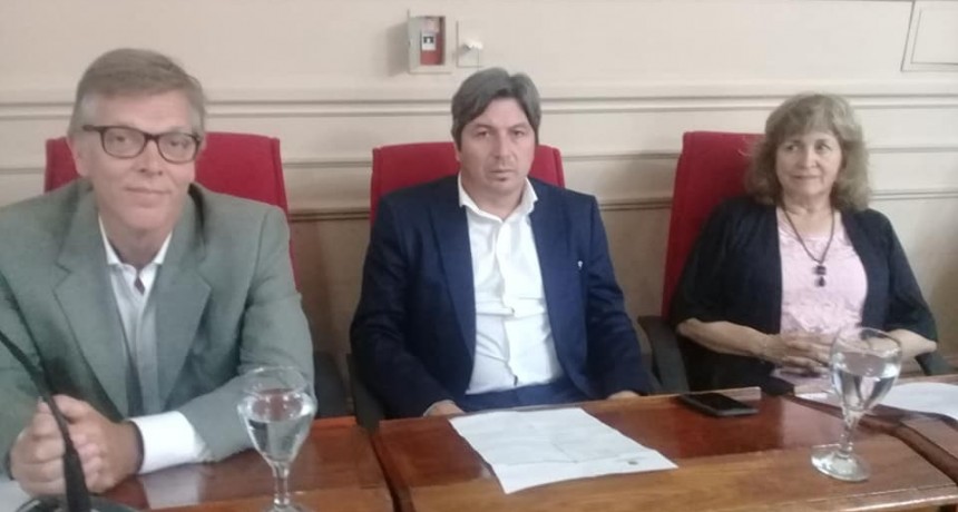 Concejales de la UV Más Campana: Debemos asegurar la seguridad en todas las escuelas de Campana