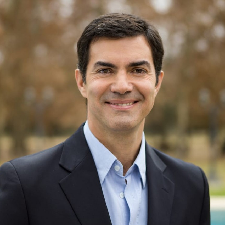 Urtubey: "No se puede elegir solo entre un gobierno con muy malos resultados y un gobierno corrupto"