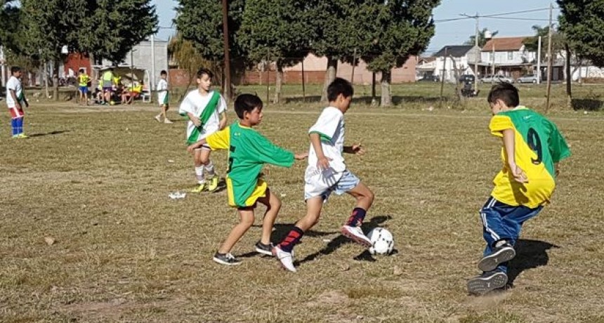 Las Escuelas Municipales de Fútbol participaron de un encuentro deportivo