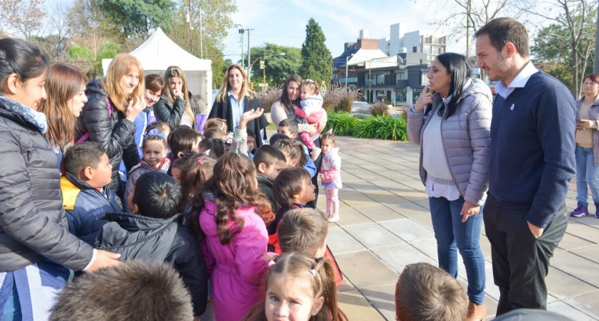 Instituciones educativas visitaron la Nueva Biblioteca y el avi&oacute;n Pucar&aacute;