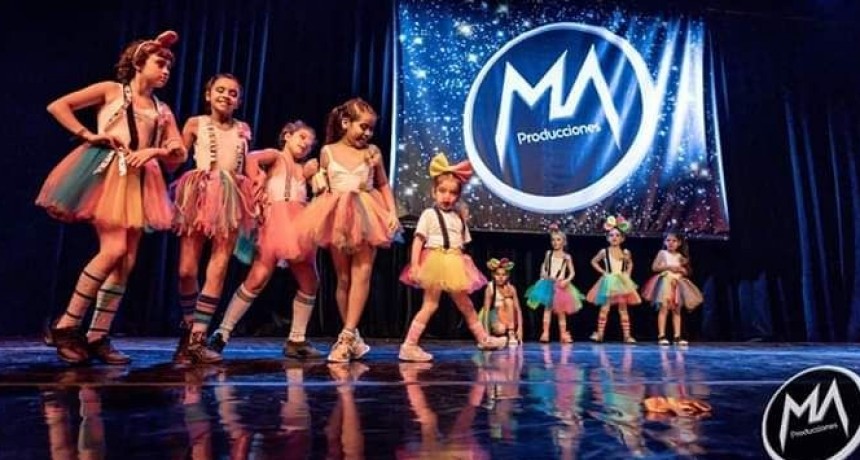 Alumnas del Taller Municipal de Danzas se lucieron en importante competencia