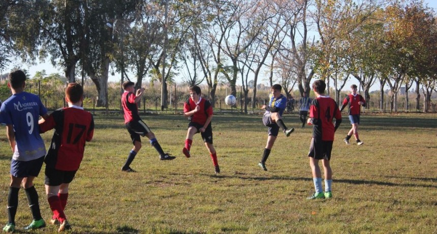 Juegos Bonaerenses 2019: se disput&oacute; la etapa local de F&uacute;tbol Escolar Abierto 