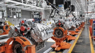Suspenden a 500 operarios de la Ford y denuncian que la planta está parada por falta de insumos