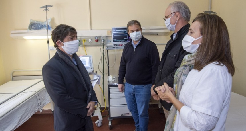 Kicillof recorri&oacute; las obras de reconstrucci&oacute;n del Hospital O&ntilde;ativia de Almirante Brown