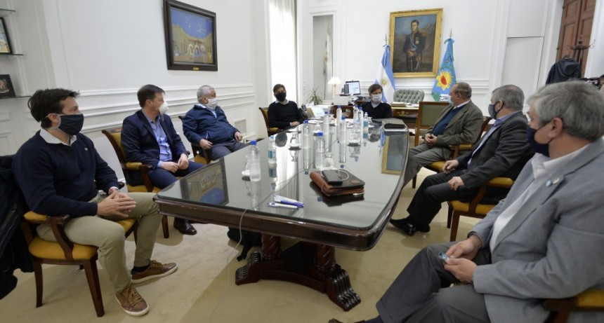 Kicillof con intendentes