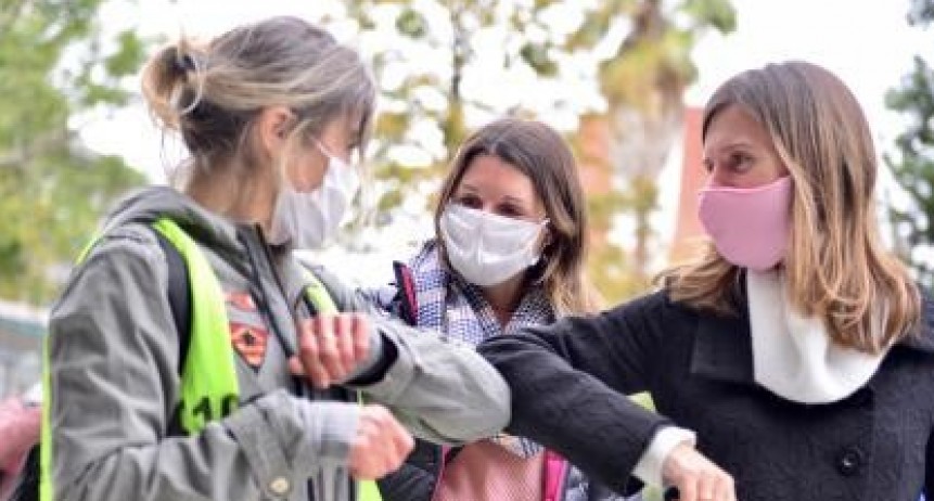 FERNANDA RAVERTA RECORRI&Oacute; EL OPERATIVO DE PAGO DEL IFE