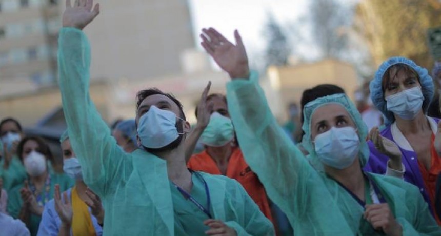 "LOS QUE SE RECUPERARON DE COVID-19 PUEDEN BENEFICIAR A VARIAS PERSONAS"