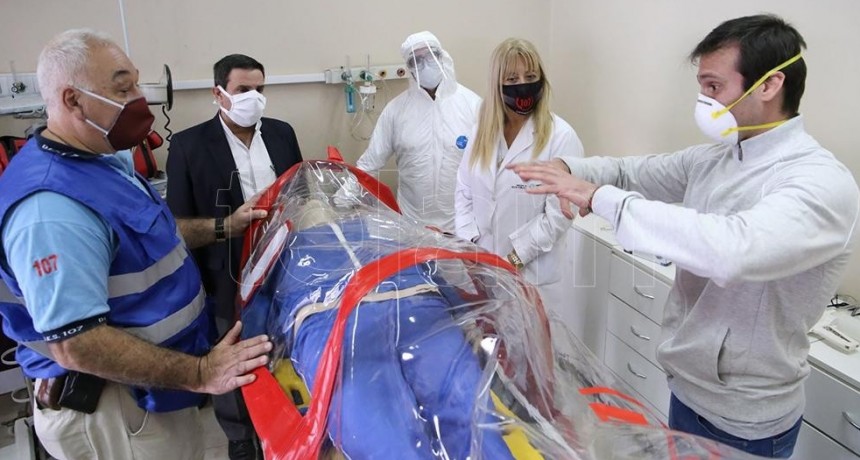 Dise&ntilde;an una c&aacute;psula para el traslado de pacientes que brinda seguridad a los m&eacute;dicos