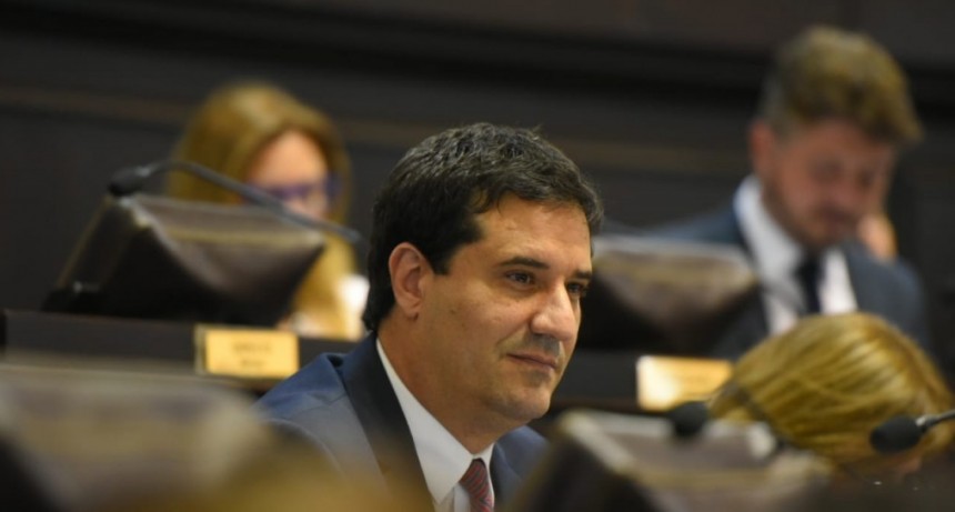 Abad: "Buscamos darle un beneficio real a las empresas y Pymes reduciendo el costo de la energ&iacute;a el&eacute;ctrica"