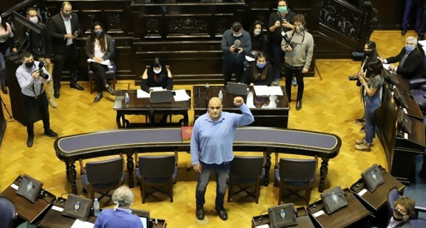 Asumi&oacute; Claudio Dellecarbonara en la C&aacute;mara de Diputados bonaerense