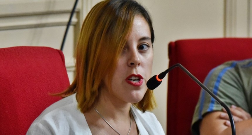 Romina Carrizo: &ldquo;Hemos visto a funcionarios aprobarse sus propias y dudosas cuentas&rdquo;