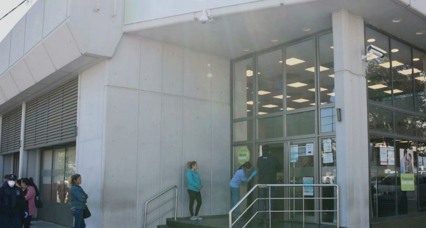   EL MUNICIPIO DEPOSITO LOS SUELDOS DE LOS EMPLEADOS PERO SE ESPERAN DEFINICIONES SOBRE EL PAGO DEL AGUINALDO 