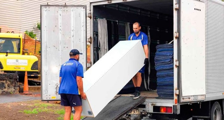 Habilitaron las mudanzas y la operaci&oacute;n de dos empresas locales