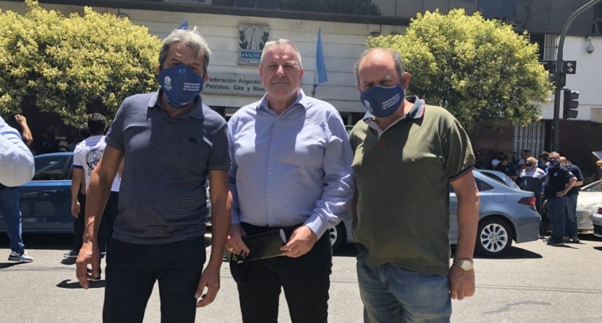 PETROLEROS : LLEGARON A UN ACUERDO Y SE LEVANTÓ EL PARO EN REFINERÍAS