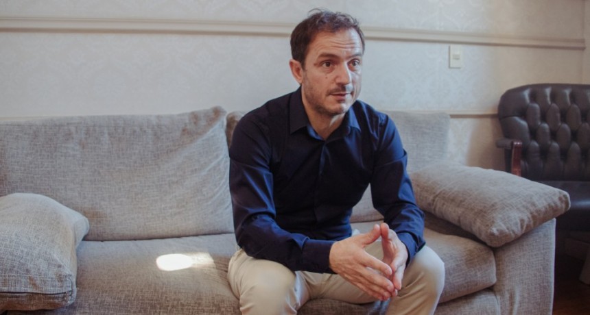 Abella aseguró que “la oposición presionó para que retrocedamos a fase 2”