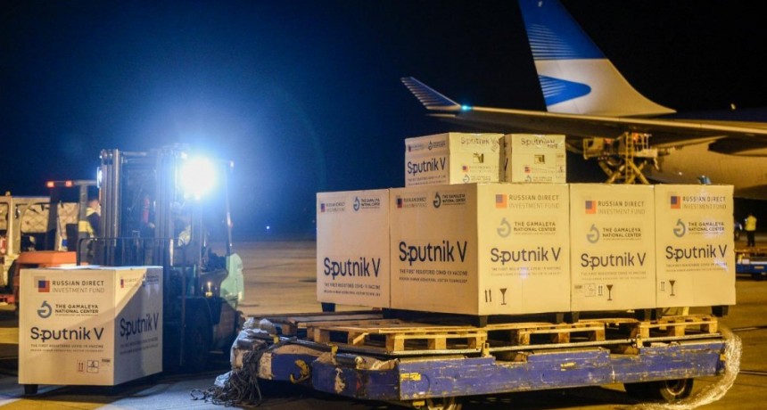 LLEGAN ESTA MEDIANOCHE 500 MIL SPUTNIK V Y CON ESTE EMBARQUE ARGENTINA SUPERA LAS 12.000.000 DE DOSIS