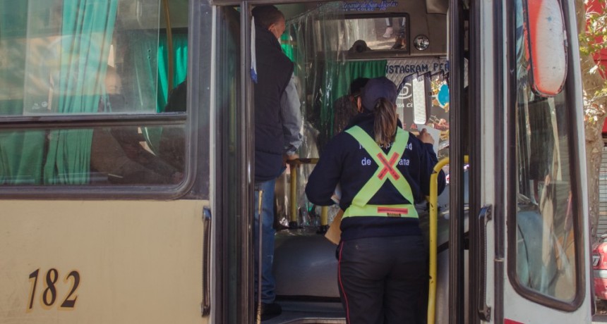 Continúan los controles de protocolos de Covid - 19 en el transporte público   