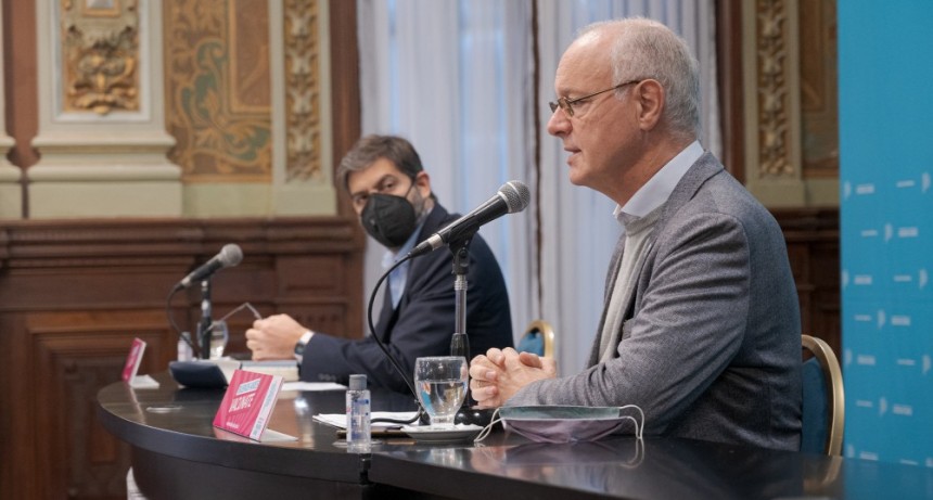 Gollan: Les pedimos que se sigan anotando en el plan de vacunación