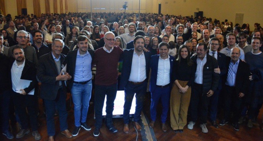 CoSaPro 2024 : Kreplak reunió en asamblea a intendentes de toda la Provincia y cerró junto a Axel Kicillof