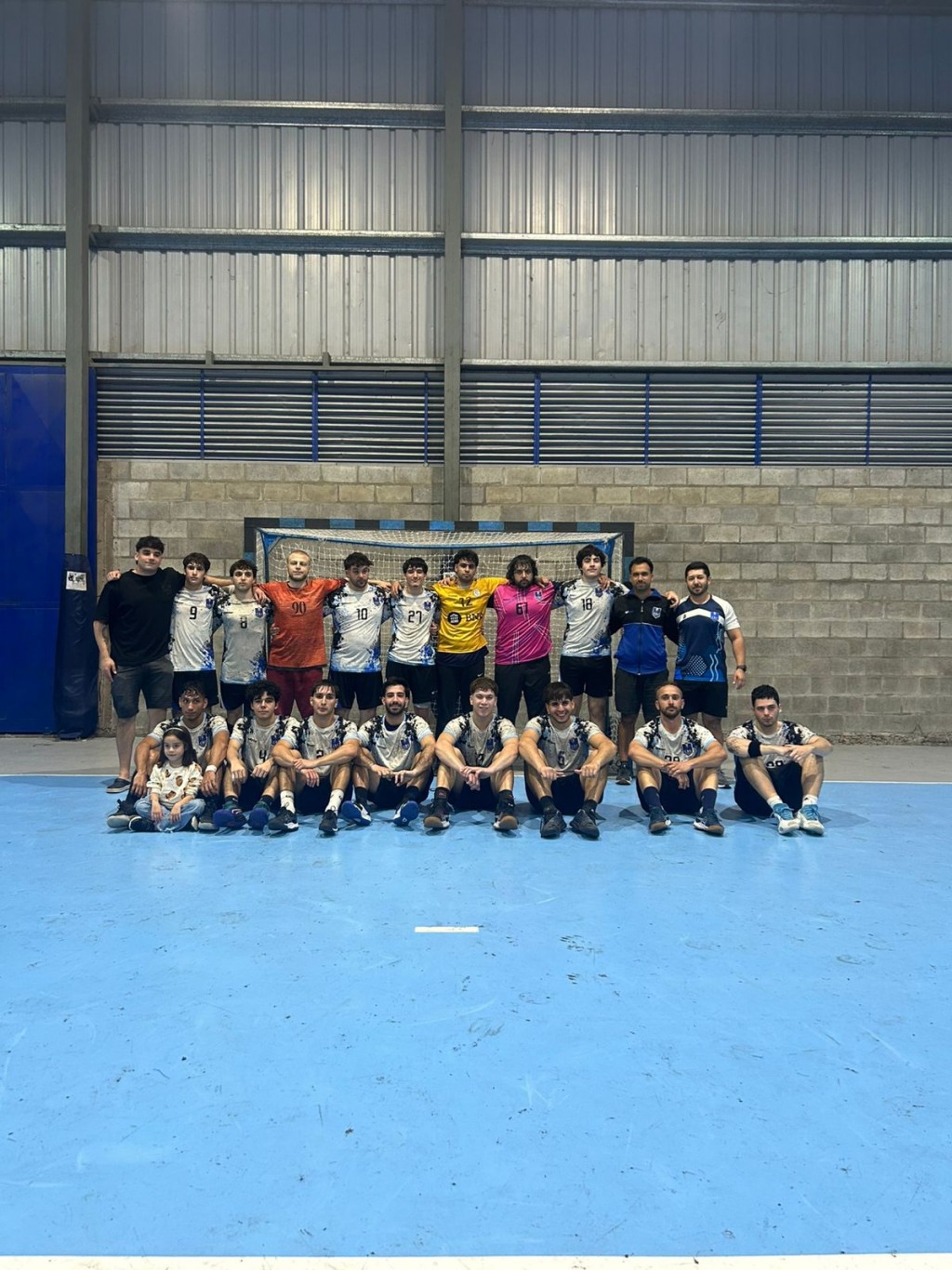 Partido gol a gol para la tira mayor masculina de Handball del C.B.C 