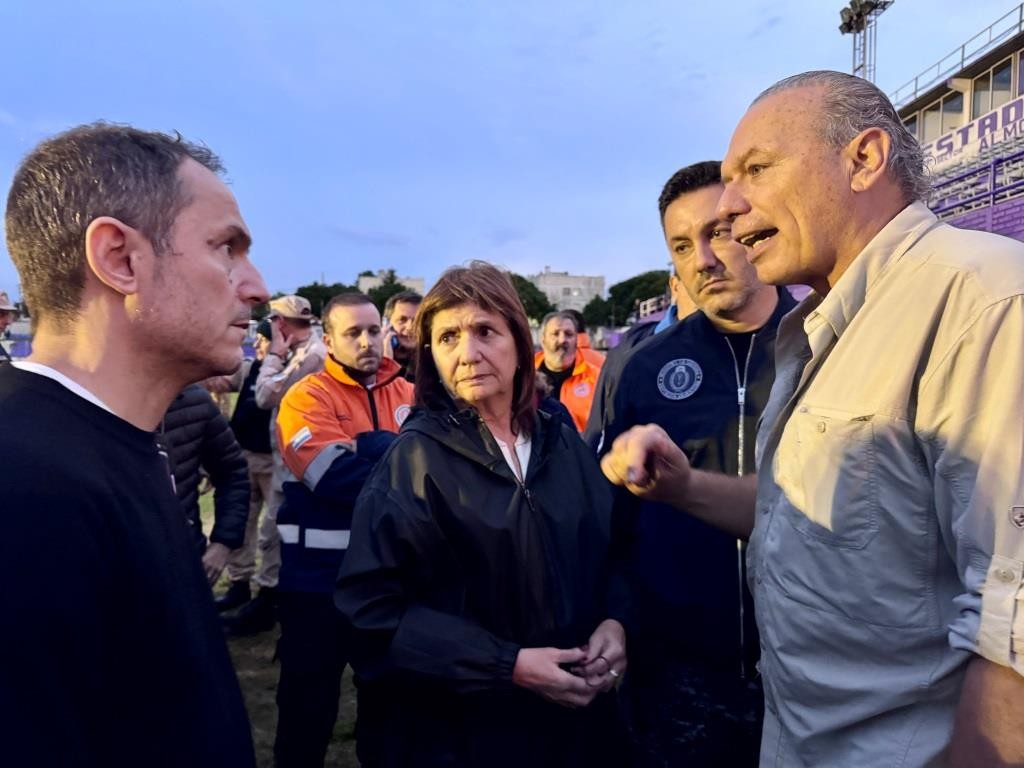 Temporal en Campana: Abella encabezó el comité de crisis y recibió a los ministros Bullrich y Petri