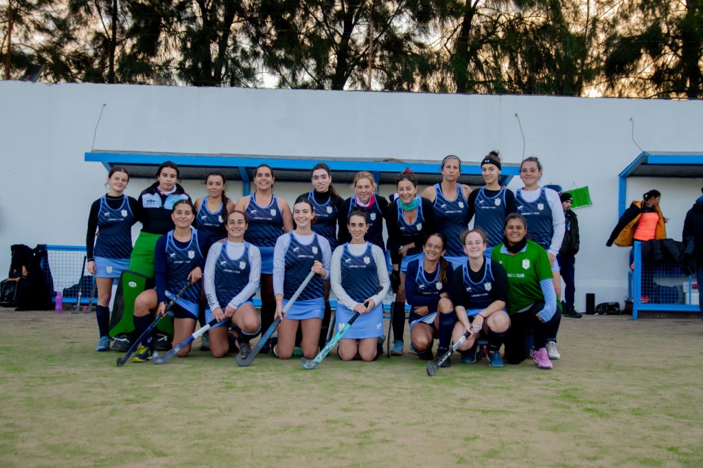 Hockey Damas B : El Campana Boat Club cay&oacute; 2-1 frente a Padre Mario 