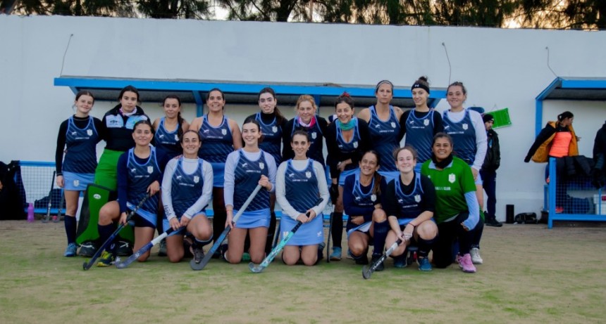 Hockey Damas B : El Campana Boat Club cay&oacute; 2-1 frente a Padre Mario 