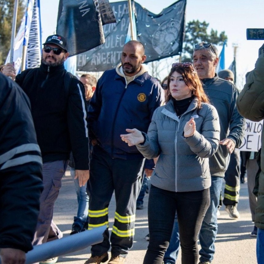 Soledad Alonso impulsa un proyecto para volver a garantizar el 75% de mano de obra local en las industrias de Campana
