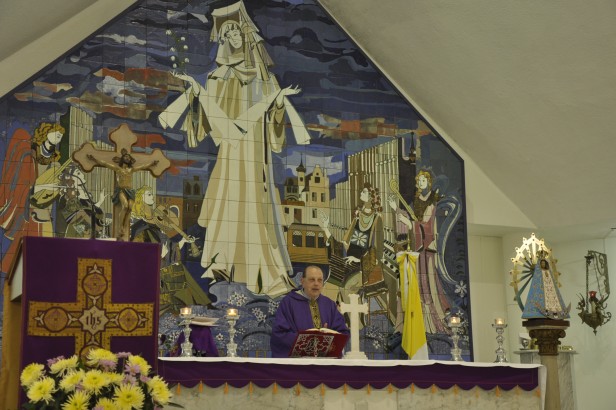 FERIA AMERICANA EN CARITAS PARROQUIA NUESTRA SEÑORA DEL CARMEN