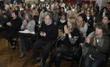 La Intendente Municipal se refiri&oacute; al lanzamiento del Ciclo de Conferencias sobre Educaci&oacute;n y el Programa &ldquo;Camina Cultura&rdquo;. 