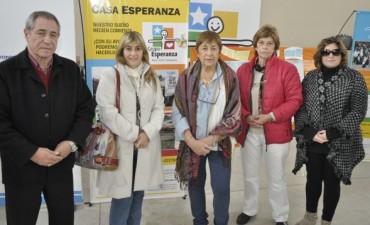 Autoridades Municipales y la Comisi&oacute;n Directiva del Grupo Esperanza compartieron una jornada de trabajo
