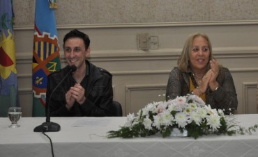 Se present� "Camina Cultura"