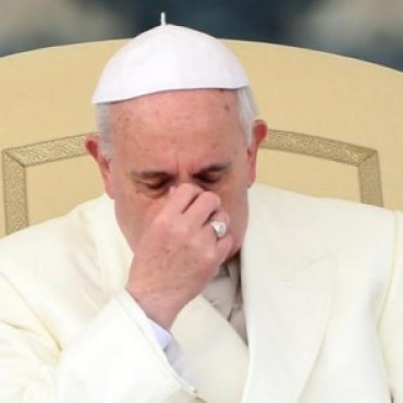 Francisco, un tanto enfermo, suspendi&oacute; la visita al Hospital Gemelli