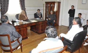 La Intendente Giroldi recibi&oacute; a la nueva Comisi&oacute;n Directiva de la Sociedad de Fomento del Barrio San Felipe