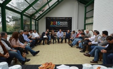 Apoyo a Sergio Massa de los Concejales de la primera secci&oacute;n electoral.