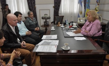 Vialidad Provincial present&oacute; importantes proyectos a la Intendente Municipal Stella Giroldi