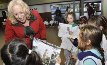 Los ni&ntilde;os de Campana ya disfrutan del &ldquo;&Aacute;lbum de la Ciudad&rdquo;