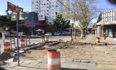 Se iniciaron obras de bacheo en French y Av. Mitre