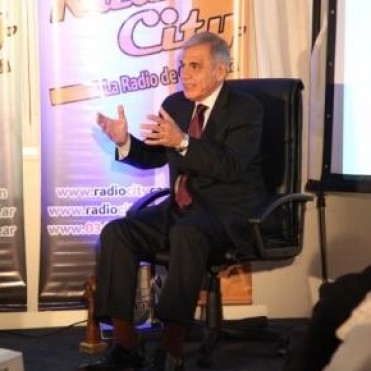 JULIO BAZ�N SE REFIRI?&rsquo; A SUS EXPERIENCIAS PERIOD�STICAS EN EL EVENTO ORGANIZADO POR RADIO CITY CAMPANA FM 91.7 Mhz