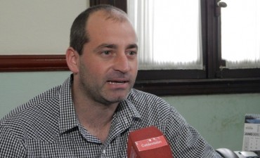 Marco Colella y Carlos G&oacute;mez recorrieron el  Barrio Las praderas.