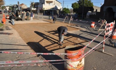 Avanzan las obras de bacheo sobre el Blvd. Calixto Dellepiane 