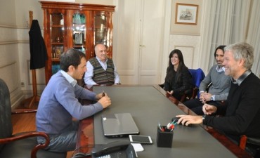 El Municipio firm&oacute; un convenio con la UBA para incorporar profesionales locales