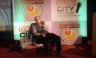 Radio City Campana FM 91.7 Mhz present&oacute; al periodista Eduardo Van der Kooy