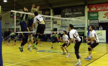 La Primera Divisi&oacute;n de Caballeros super&oacute; 3-0 a la Universidad de Bs.As
