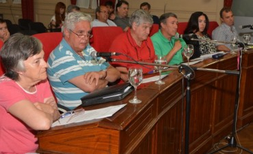 Concejales del FpV-PJ aseguraron haber sido &ldquo;estafados&rdquo; por el oficialismo