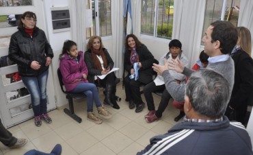 El Intendente Abella se reuni&oacute; con vecinos de R&iacute;o Luj&aacute;n 