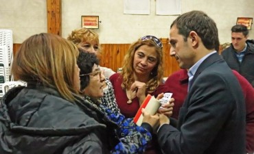 En una nueva edici&oacute;n del Intendente en tu barrio, Abella convers&oacute; con vecinos de Villanueva
