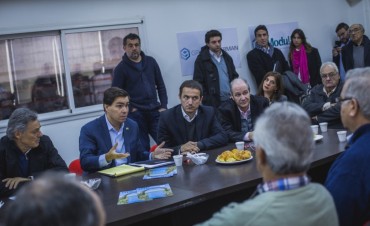 Abella junto a los ministros Cabrera y Tizado, se reunieron con empresarios locales