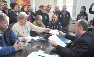 Sergio Roses dialog&oacute; con representantes de la CGT